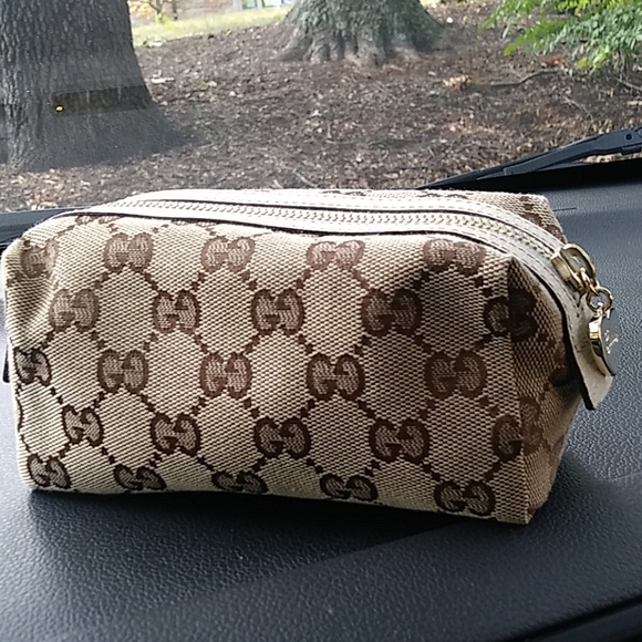 Gucci Handbags - Gucci small bag